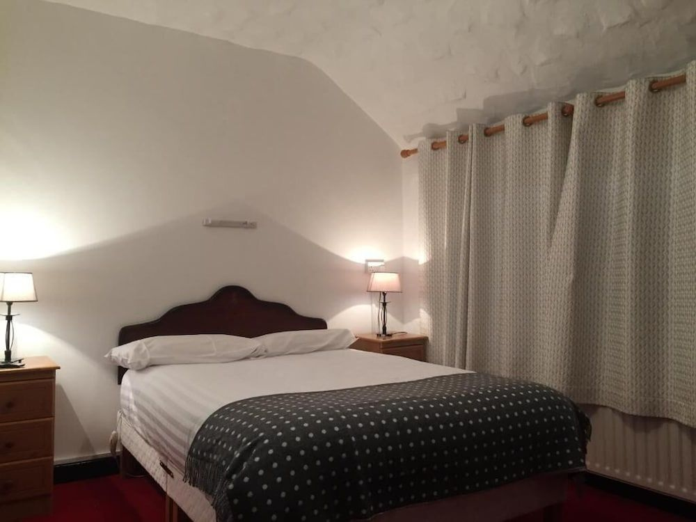 Ryans River Lodge B&B
