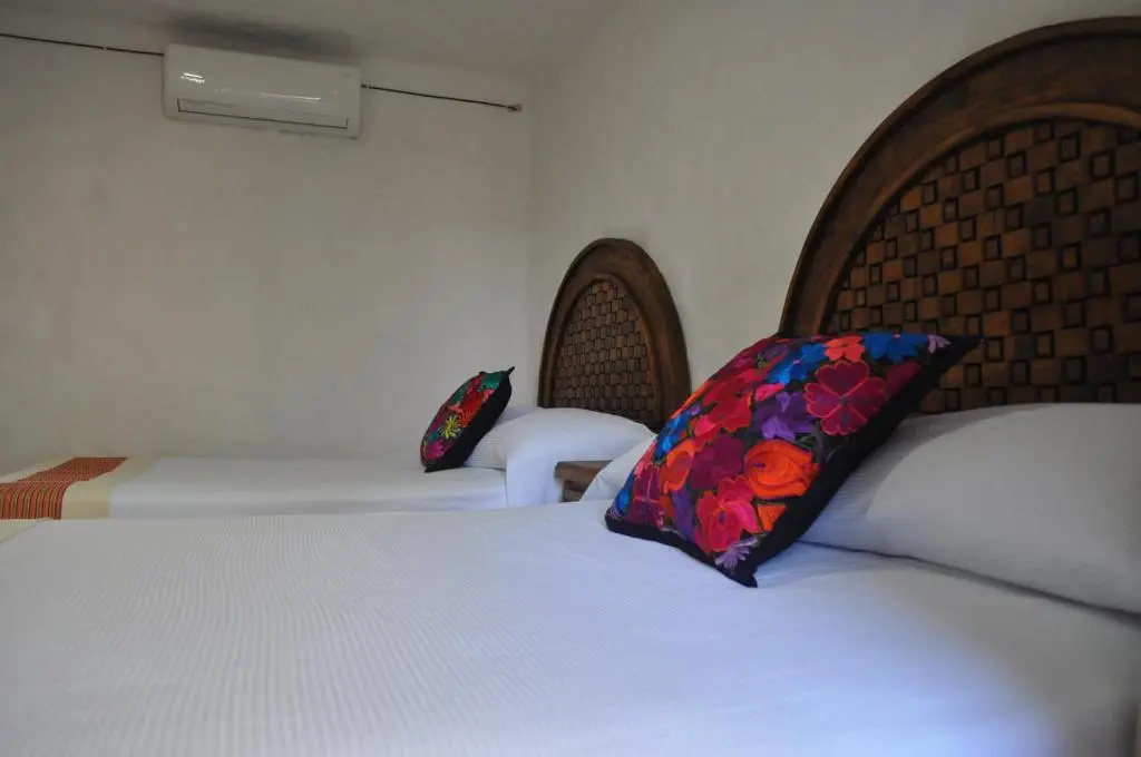 Четырёхместный люкс в Petit Hotel Pilitas