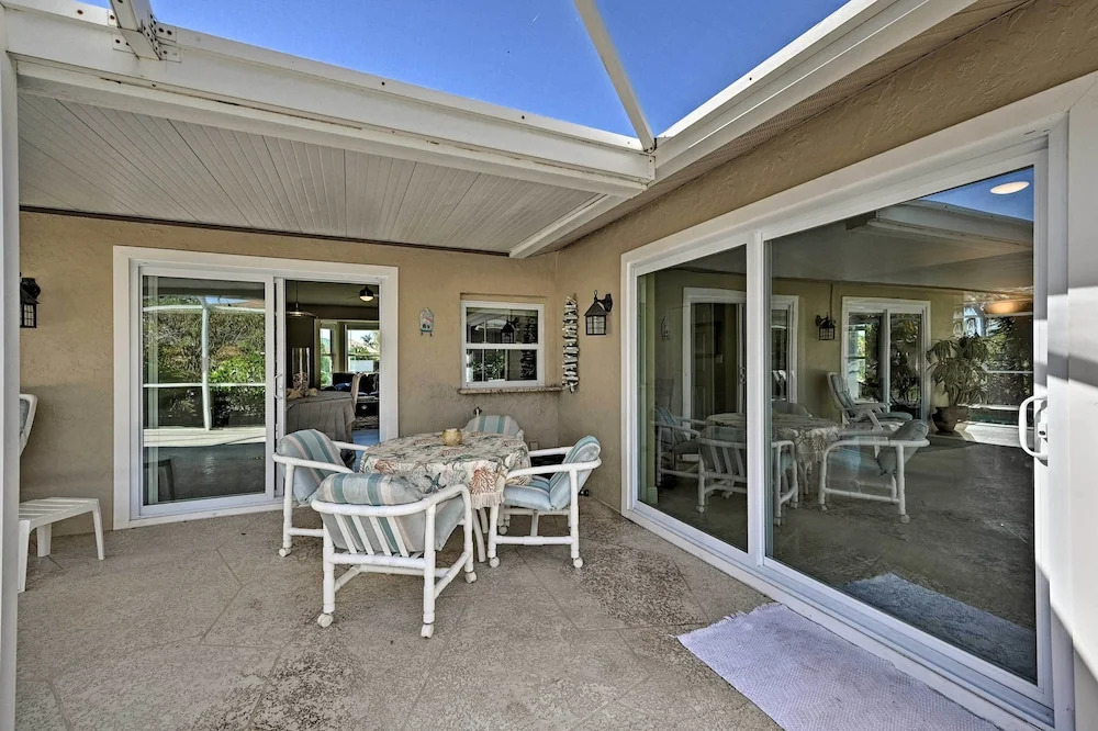 Sunny Marco Island Oasis < 2 Miles to Beach!