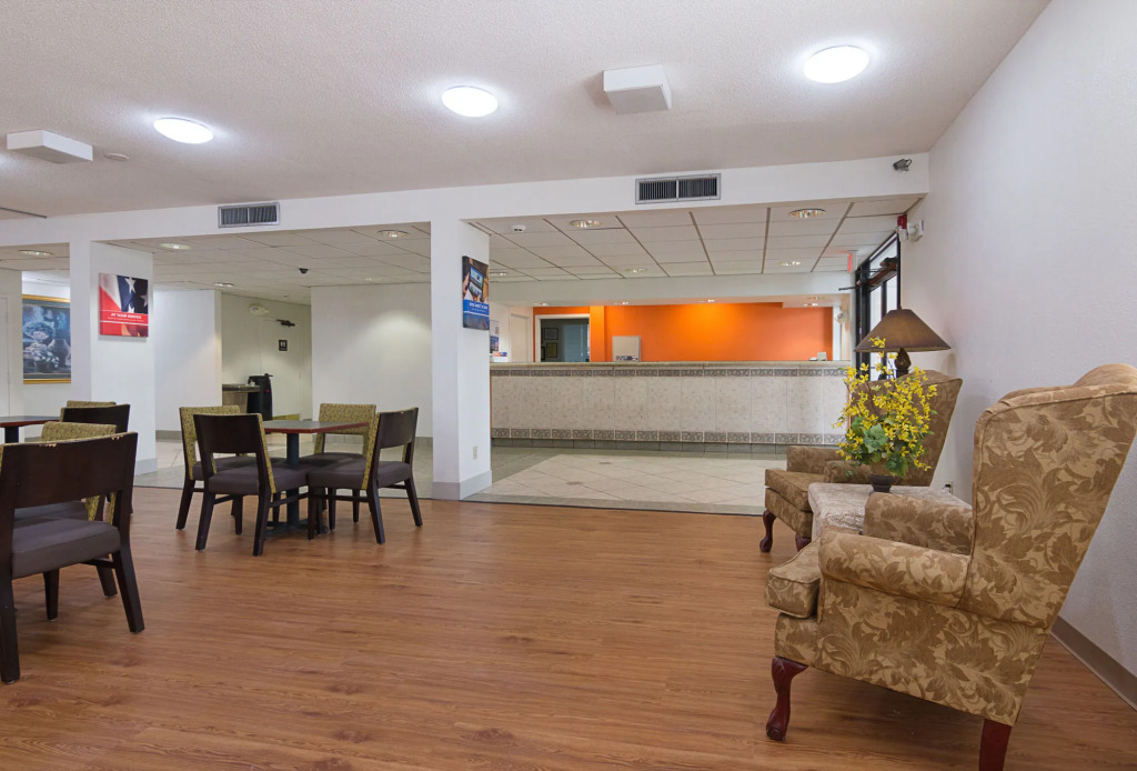 Motel 6-Newnan, GA