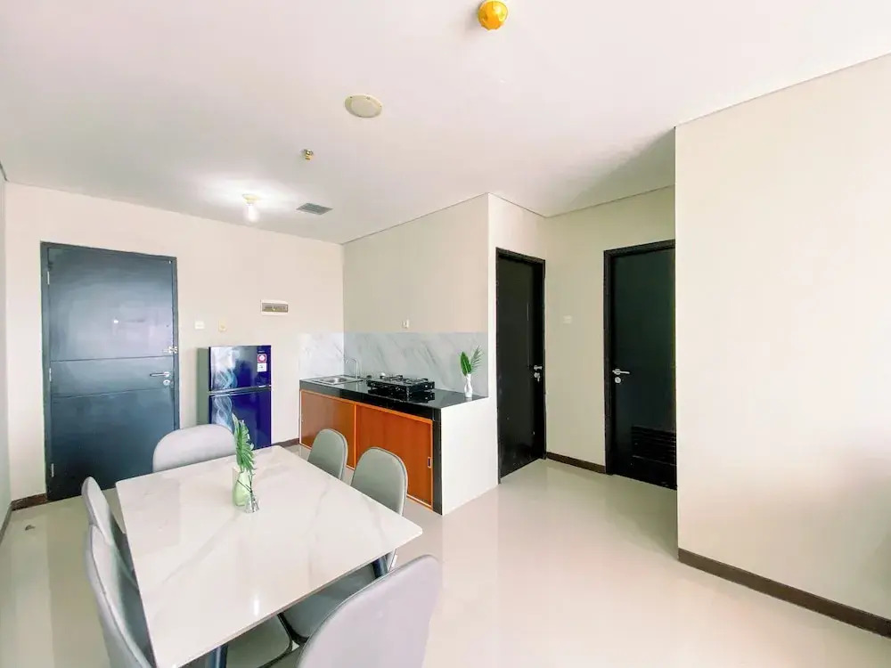 Good Designed and Homey 3BR Nifarro Park Apartment