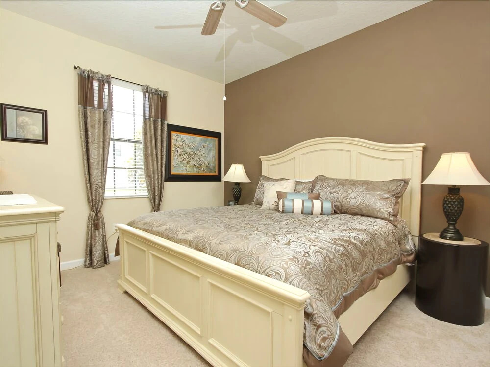 Champions Gate 1421 - Nine Bedroom Villa with Private Pool