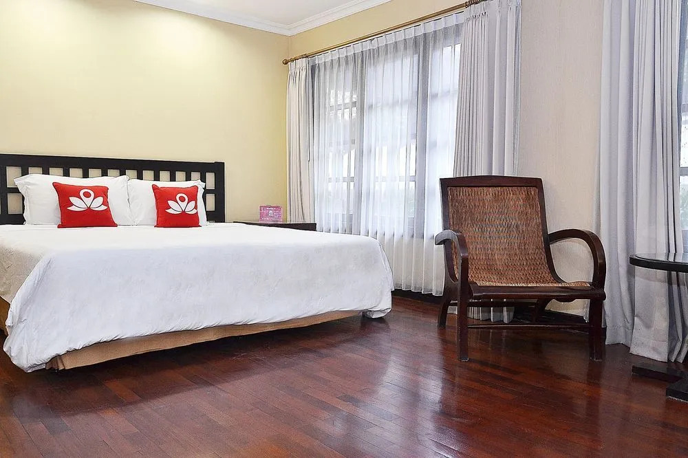 ZEN Premium Singgasana Gunungsari