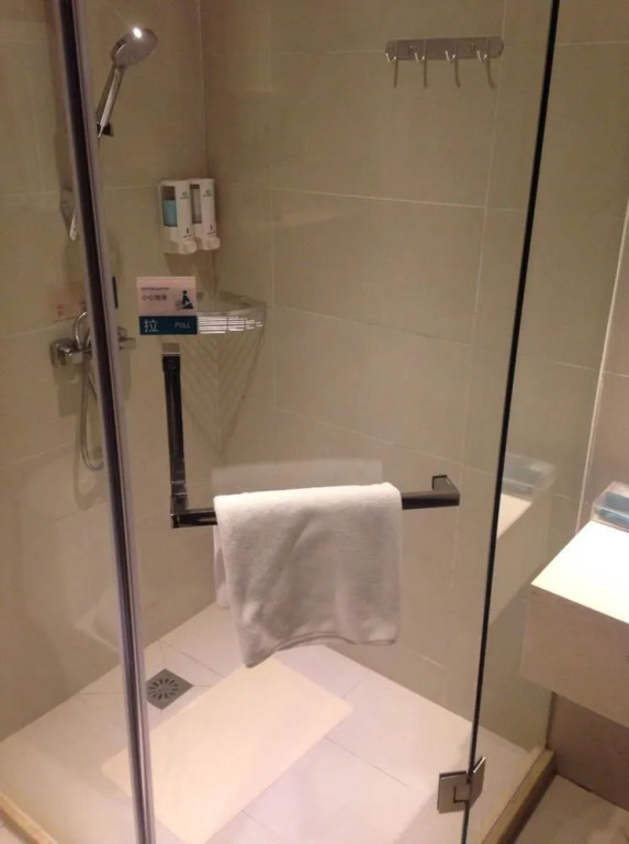 City Comfort Inn