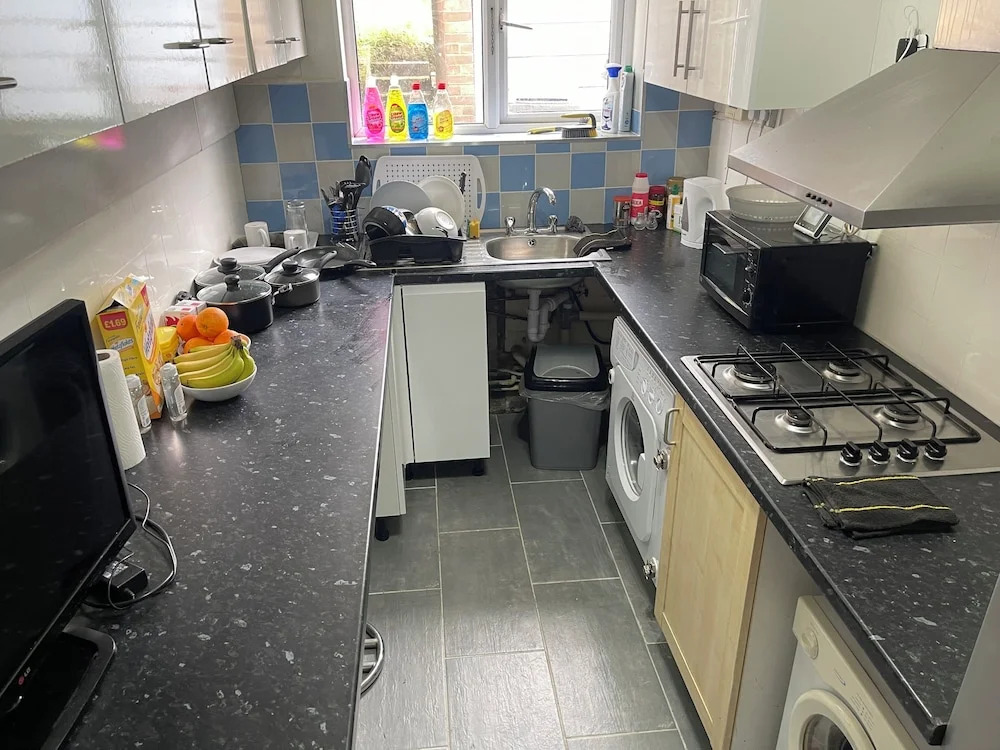 Great 5-bed Wembley Home 25min From Central London