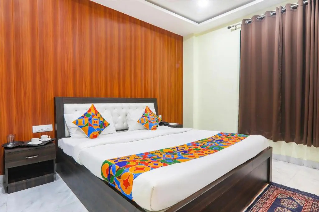 FabHotel SRG Inn