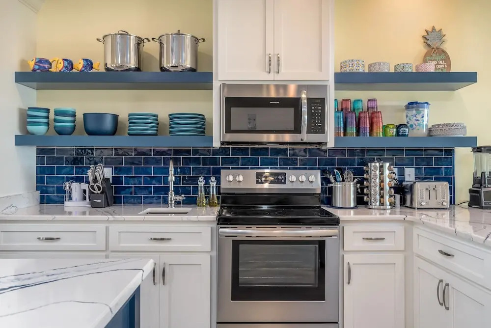 Beach Happy - 2609 Bienville 5 Bedroom Home by RedAwning