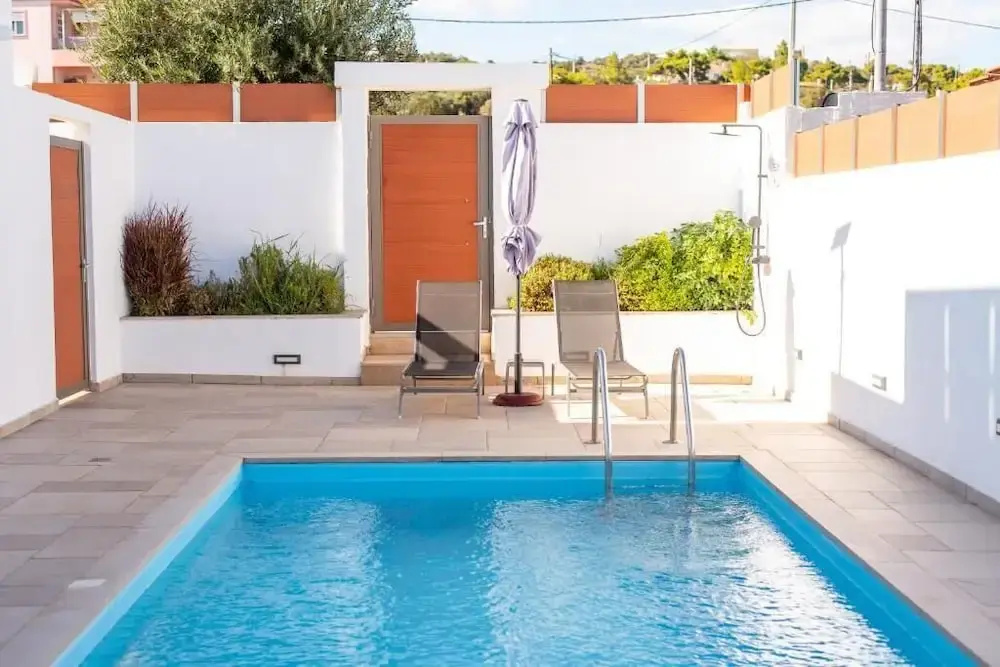 AeroHill Suites Near Athens Airport By SEM