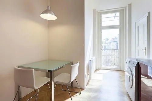 Apartment Court