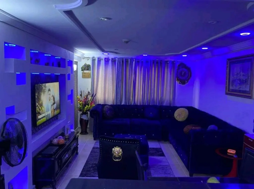 Golden Tulip Apartment