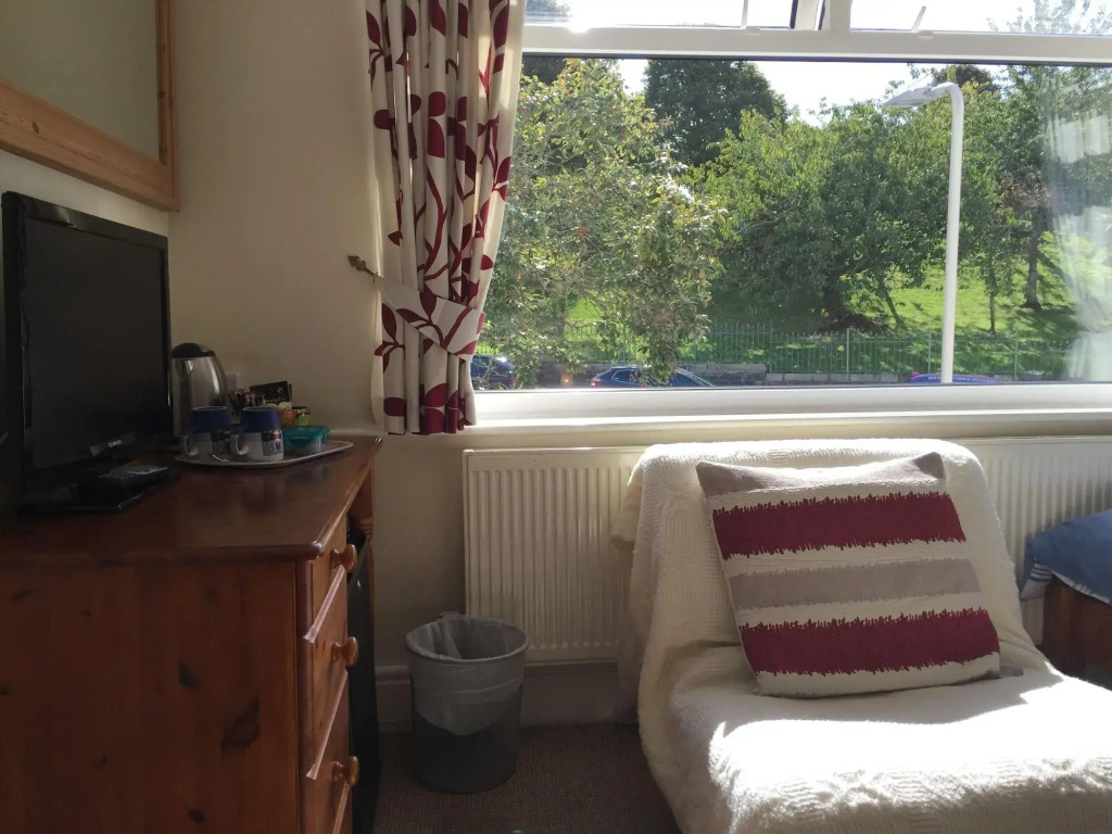 Barbican Reach Guest House