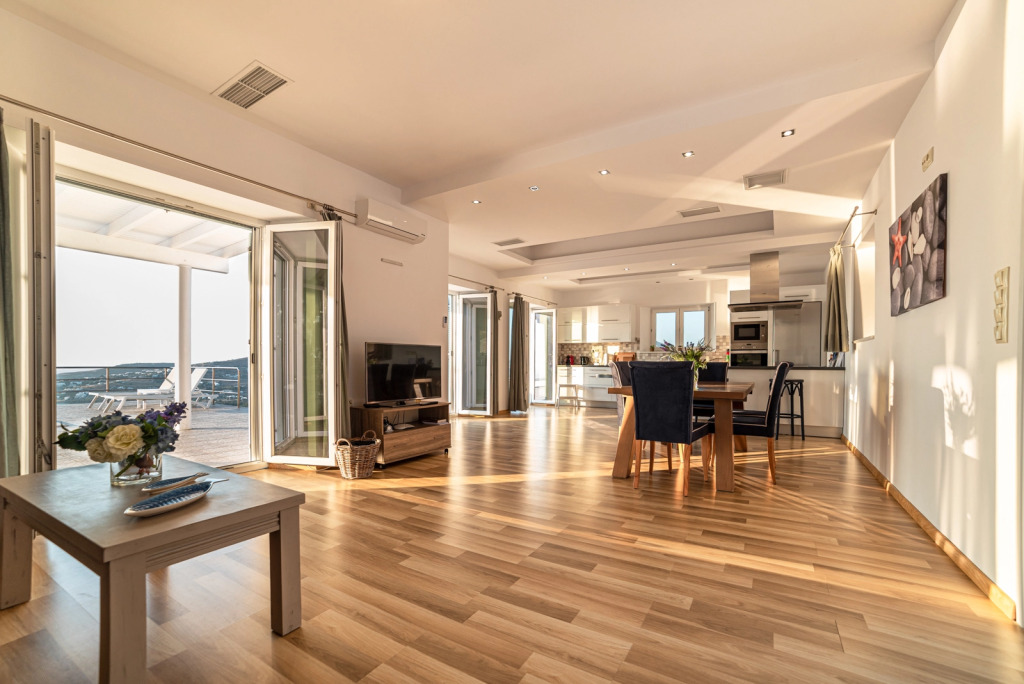 Fully Flexible Policy! Exclusive Luxury Amazing View Villa Sevi Paros Island, 6 Bedrooms 2 Kitchens Private Infinity Pool