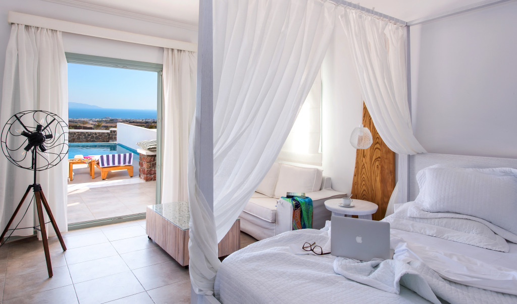 Astro Palace Hotel & Suites