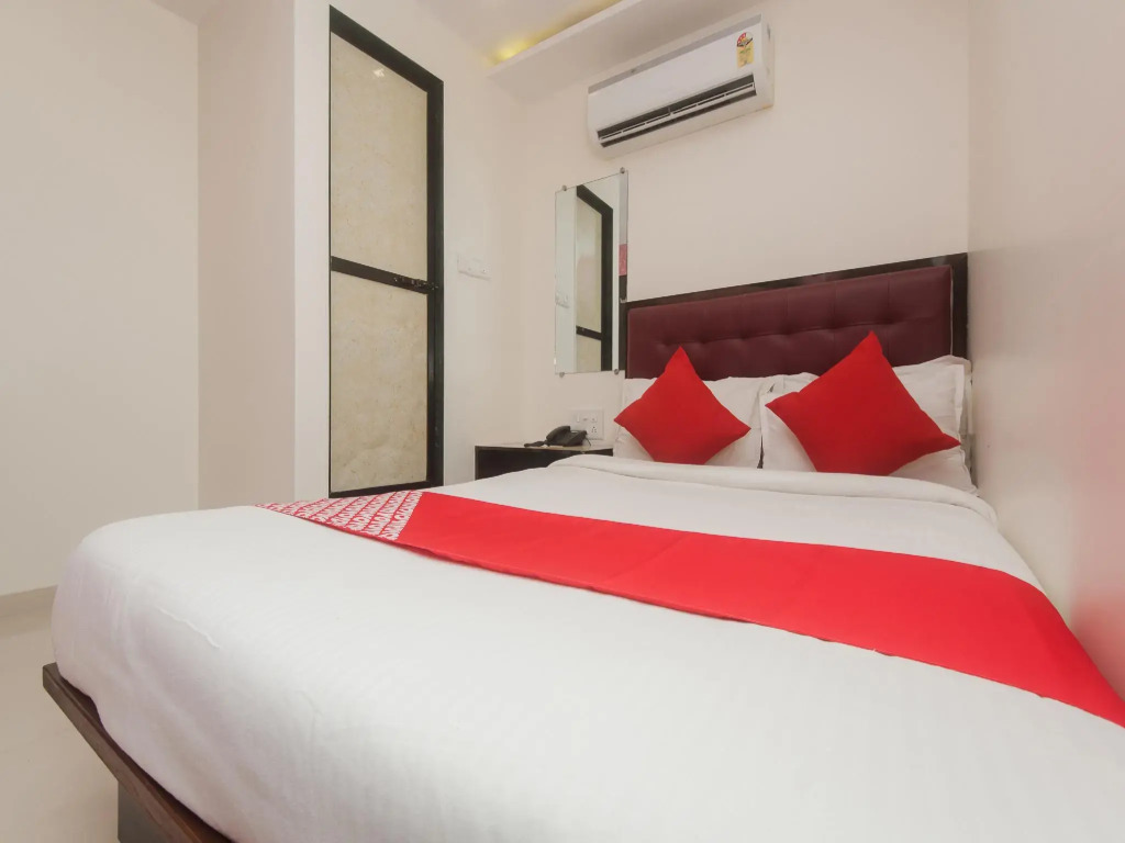 Hotel Mantra Residency by OYO Rooms