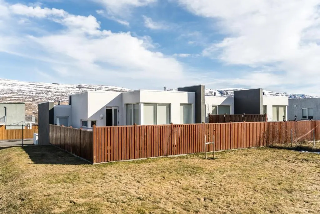 S19 - Akureyri Prime Apart.