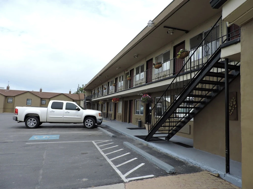 Nampa Downtown Inn