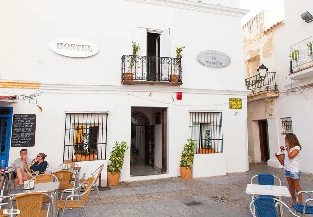 Wake up in Tarifa Hostel & Restaurant Lounge