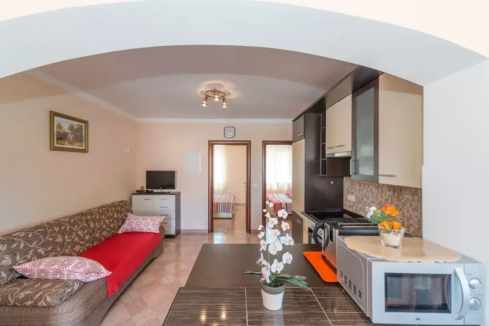 Apartments Hudic