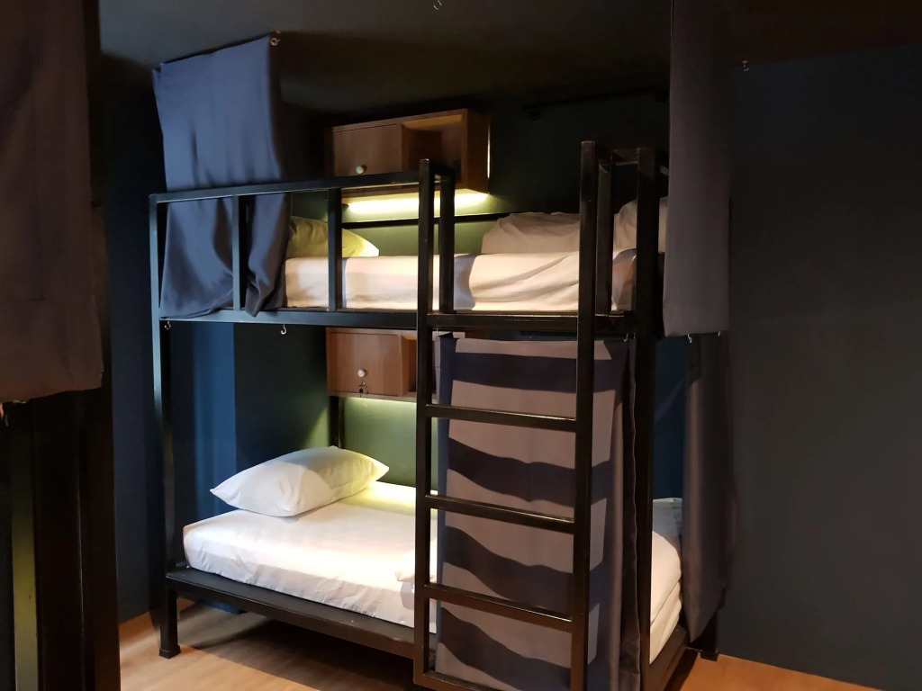 Borbaboom Phuket Poshtel & Hostel