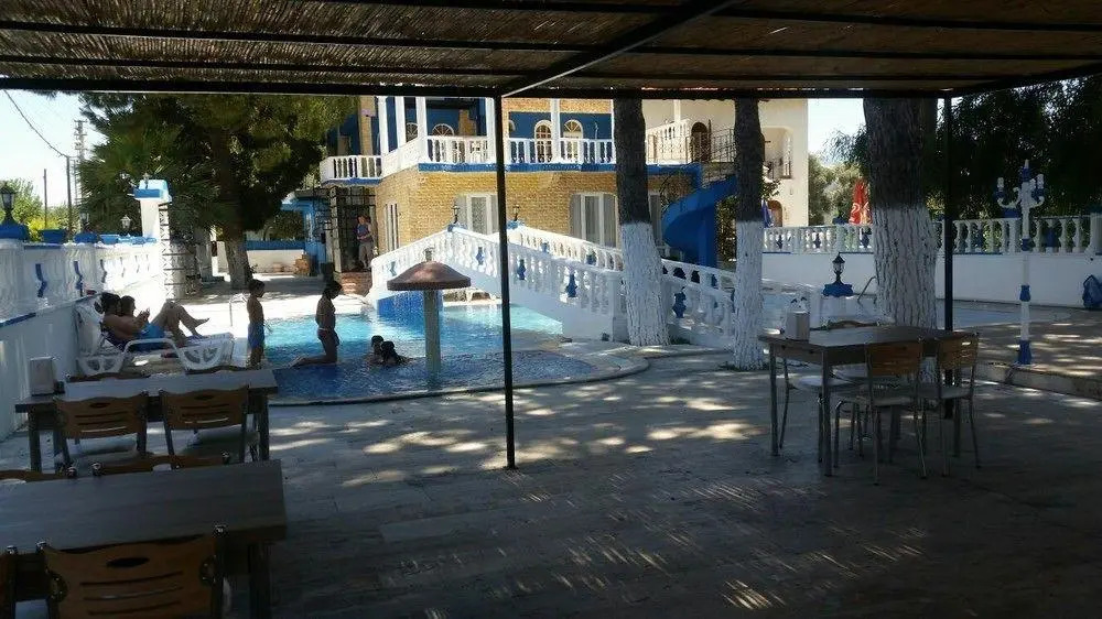Shadow Hotel