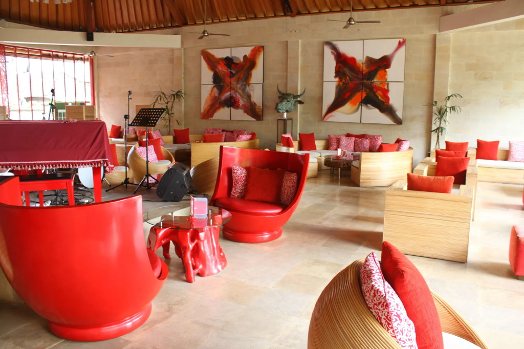 Rouge Bali - Lounge Bar, Villas & Spa
