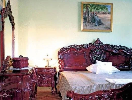 Dwor Ostoya Airport Hotel