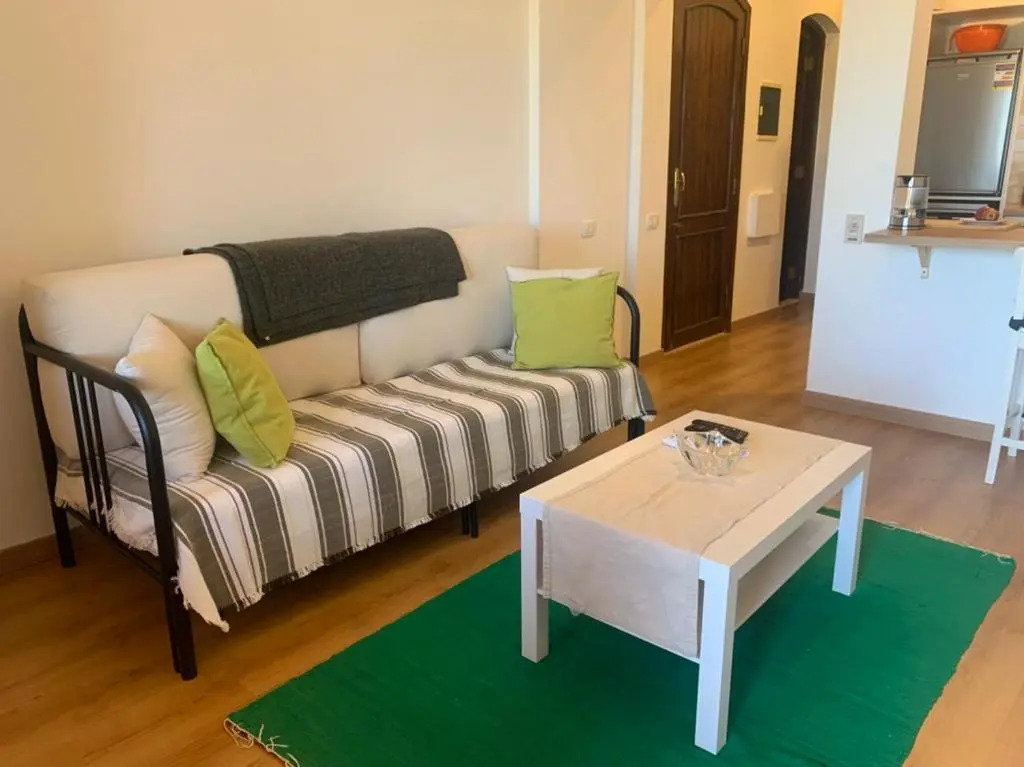 West Golf 1BR