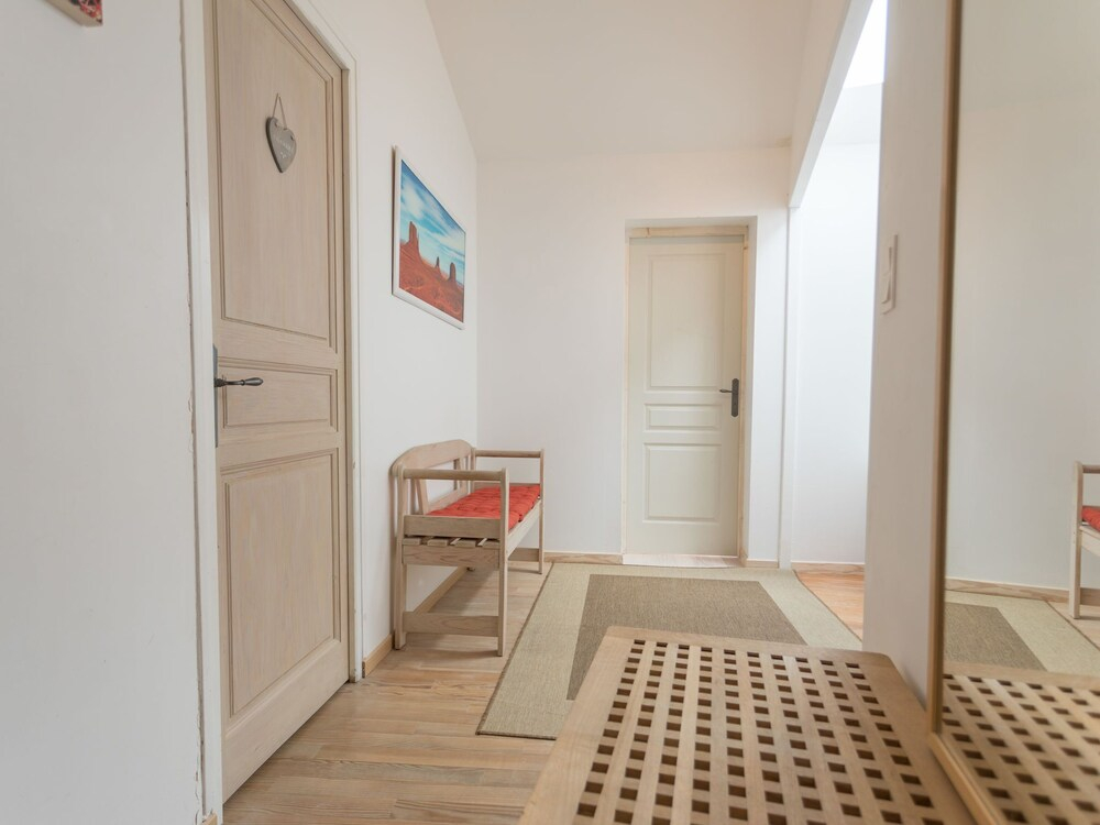 Charming Villa in Siran With Pool