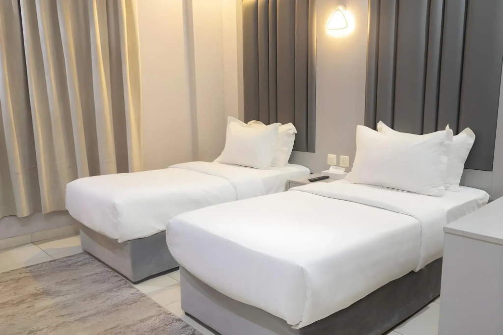 Areen Alnaeem Hotel
