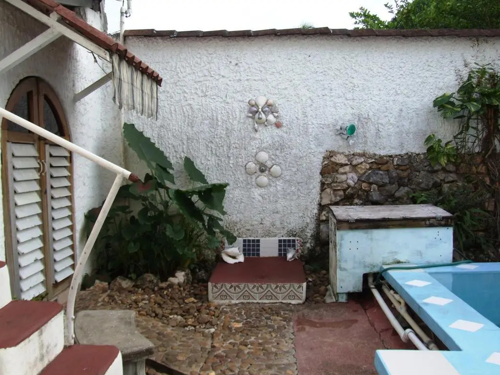 Belmopan Bed And Breakfast