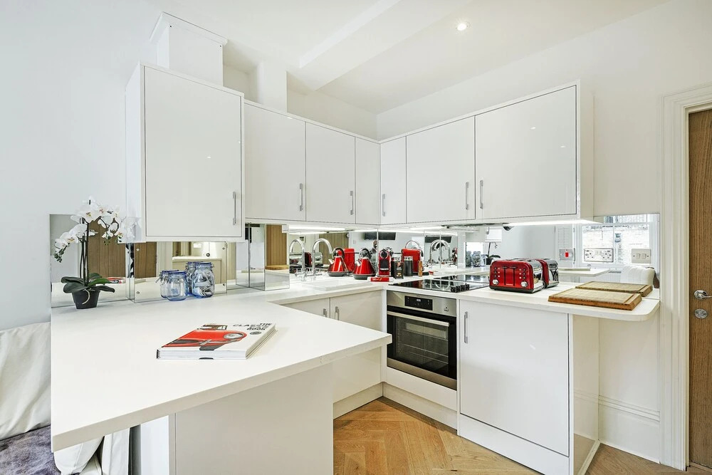 First Floor Flat - Mimosa Street