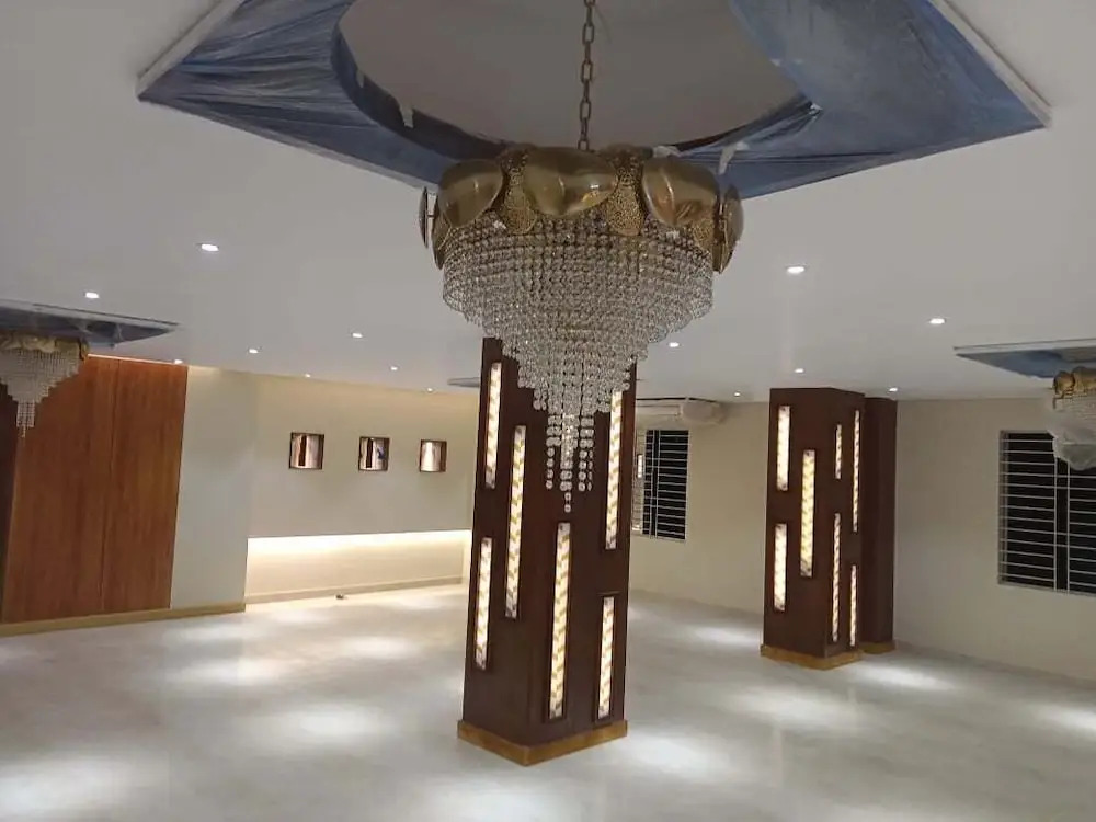 Oasis Hotel