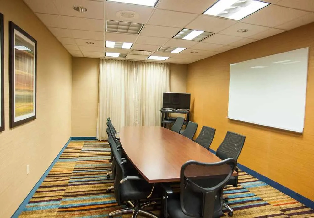 Fairfield Inn & Suites Akron South