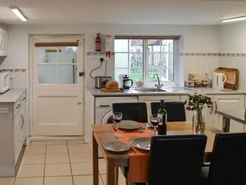 Glen Cottage