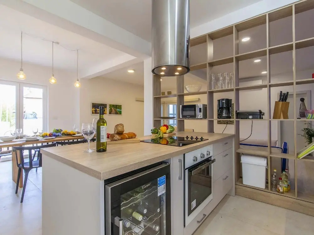 Amazing 2 Villa Property, Fenced Garden With 2 Private Pools