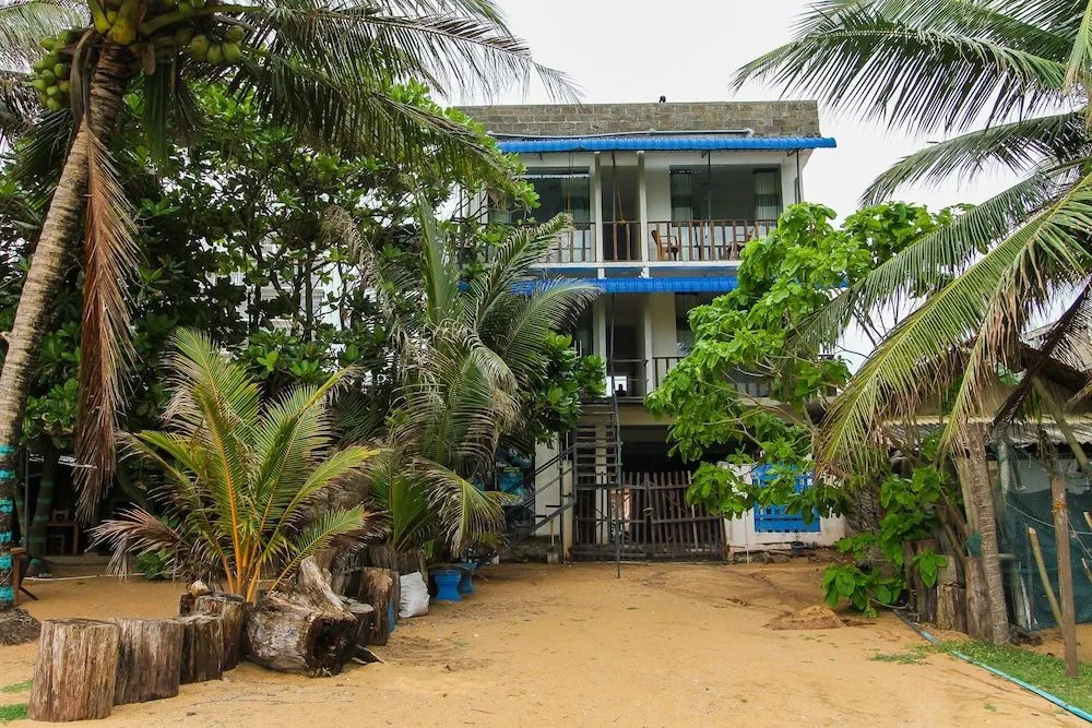 OYO 338 Deep Sea Resort