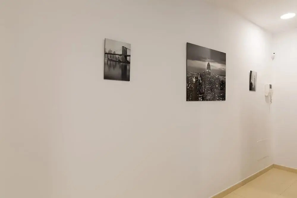 Calle Sagasta, 94 Apartment