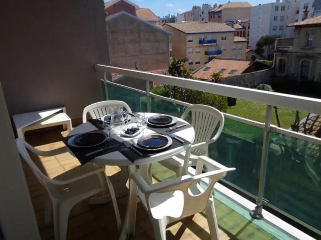 Appartement Arcachon, 1 pièce, 2 personnes - FR-1-374-28