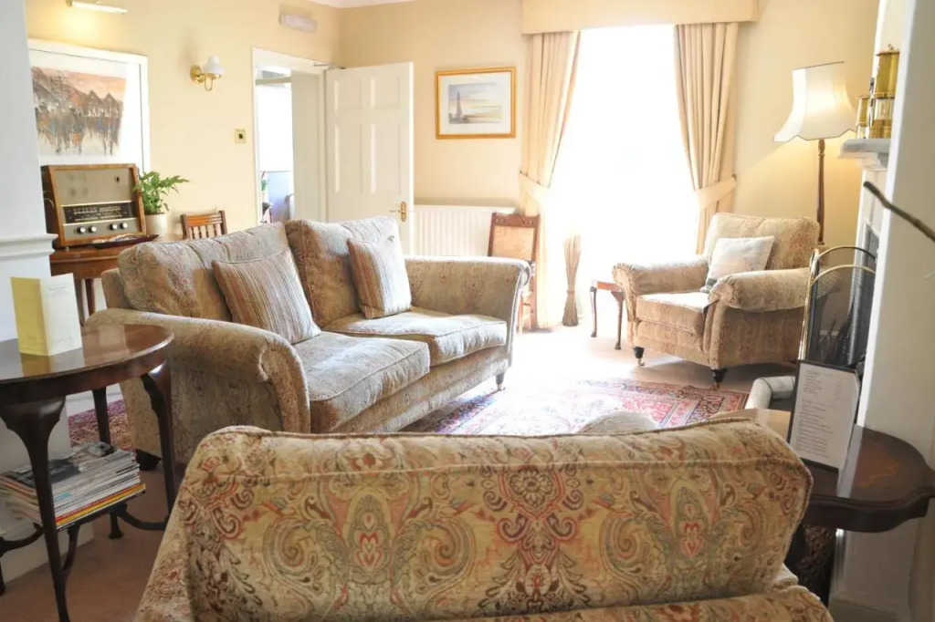 Tyddyn Llan Restaurant with Rooms