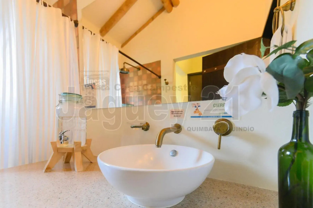 Villa exclusiva en Fincas Panaca, privacidad con Piscina y Jacuzzi