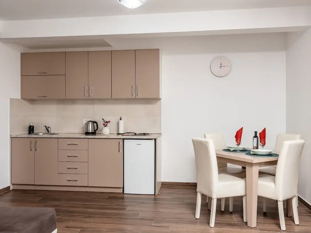 Apartments 4U