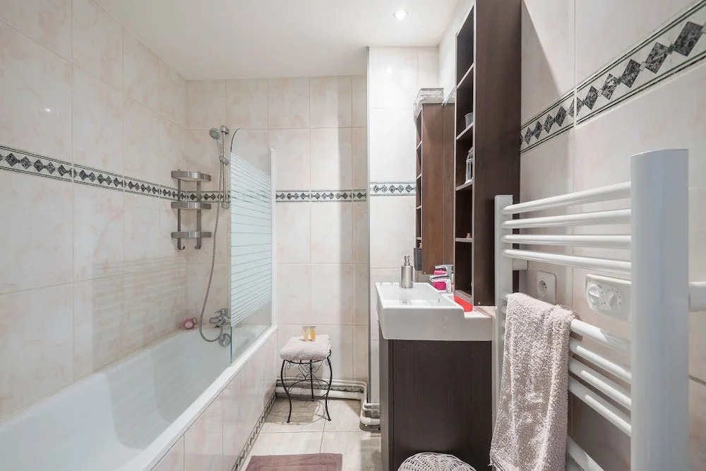 Charming Apartment On The Pedestrian Street Of The