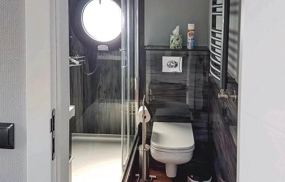 Beautiful Ship/boat in Göteborg With 2 Bedrooms and Wifi