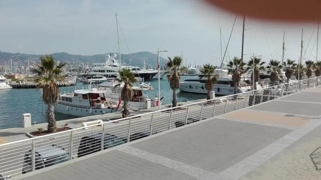 Case Vacanze Borgo Marina IMPERIA