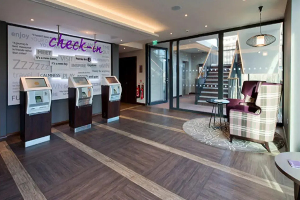 Premier Inn Staines Upon Thames