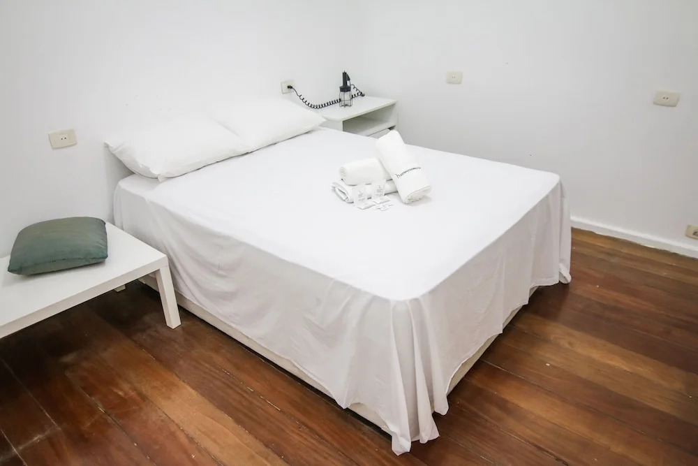 Rio Spot Apartment Q006