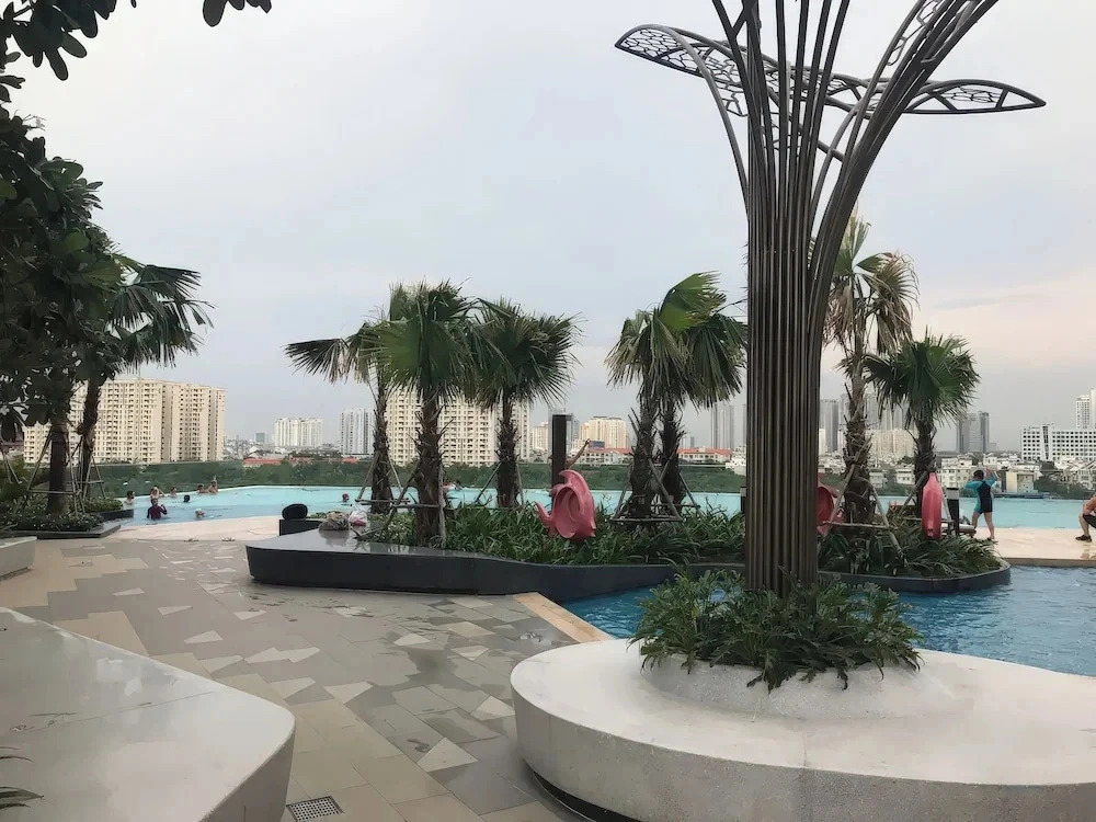 Iconic Sun Avenue Saigon D2 Apartment