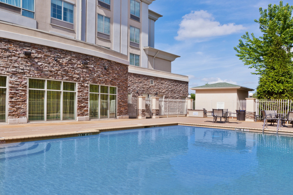Holiday Inn Express Hotel & Suites Phenix City - Columbus by IHG