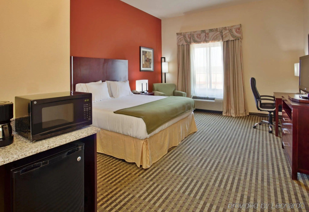 Holiday Inn Express & Suites Guthrie North Edmond by IHG