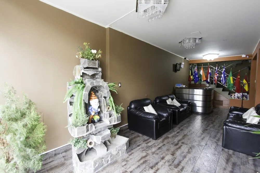 Padama Hotel